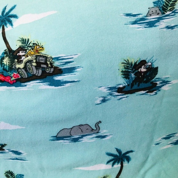 Disney Mickey Mouse PLUTO Donald Duck Island Safari Tie Shirt 3XL Her Universe - Picture 9 of 12